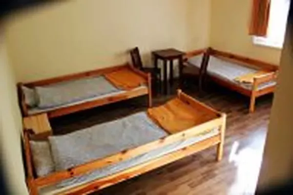 trzy łóżka